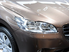 2014款 1.6L 自动 尊贵版