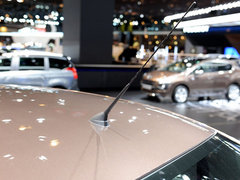 2014款 1.6L 自动 尊贵版