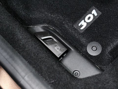 2014款 1.6L 自动 尊贵版