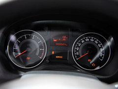 2014款 1.6L 自动 尊贵版