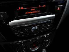 2014款 1.6L 自动 尊贵版