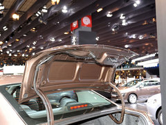2014款 1.6L 自动 尊贵版