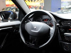 2014款 1.6L 自动 尊贵版