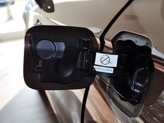 2014款 1.6L 自动 尊贵版
