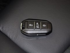 2014款 1.6L 自动 尊贵版