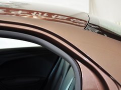2014款 1.6L 自动 尊贵版
