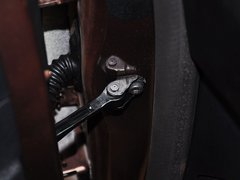 2014款 1.6L 自动 尊贵版