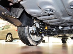 2014款 1.6L 自动 尊贵版