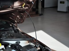 2014款 1.6L 自动 尊贵版