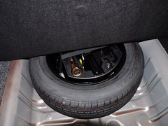 2014款 1.6L 自动 尊贵版