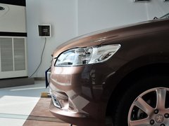 2014款 1.6L 自动 尊贵版