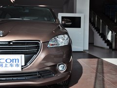 2014款 1.6L 自动 尊贵版