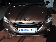 2014款 1.6L 自动 尊贵版