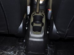 2014款 1.6L 自动 尊贵版