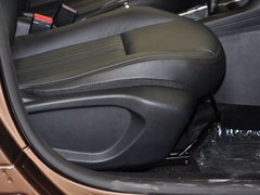 2014款 1.6L 自动 尊贵版
