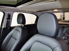 2014款 1.6L 自动 尊贵版