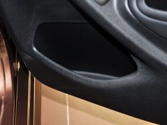 2014款 1.6L 自动 尊贵版