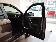 2014款 1.6L 自动 尊贵版