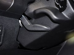 2014款 1.6L 自动 尊贵版