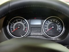 2014款 1.6L 自动 尊贵版