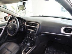 2014款 1.6L 自动 尊贵版