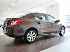 2014款 1.6L 自动 尊贵版