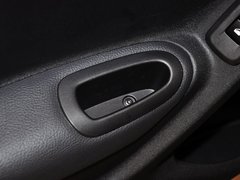 2014款 1.6L 自动 尊贵版