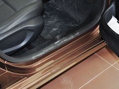 标致301 2014款 1.6L 自动 尊贵版