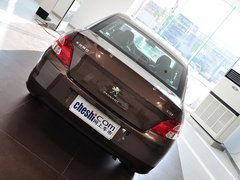 2014款 1.6L 自动 尊贵版