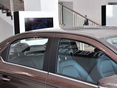 2014款 1.6L 自动 尊贵版