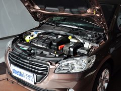 2014款 1.6L 自动 尊贵版