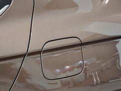 2014款 1.6L 自动 尊贵版