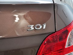 2014款 1.6L 自动 尊贵版
