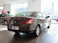 2014款 1.6L 自动 尊贵版