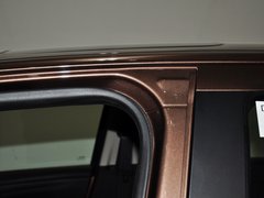 2014款 1.6L 自动 尊贵版