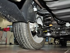 2014款 1.6L 自动 尊贵版