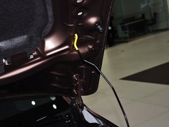 2014款 1.6L 自动 尊贵版