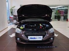 2014款 1.6L 自动 尊贵版