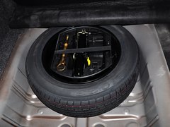 2014款 1.6L 自动 尊贵版