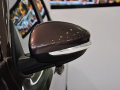 2014款 1.6L 自动 尊贵版