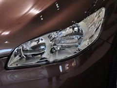 2014款 1.6L 自动 尊贵版