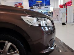 2014款 1.6L 自动 尊贵版
