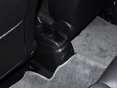 2014款 1.6L 自动 尊贵版