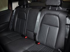 2014款 1.6L 自动 尊贵版