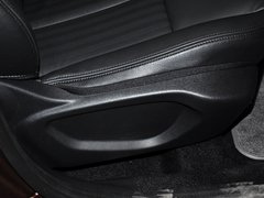 2014款 1.6L 自动 尊贵版
