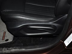 2014款 1.6L 自动 尊贵版