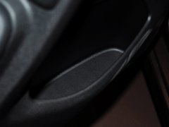 2014款 1.6L 自动 尊贵版