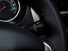 2014款 1.6L 自动 尊贵版