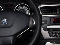 2014款 1.6L 自动 尊贵版