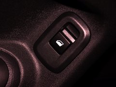 2014款 1.6L 自动 尊贵版